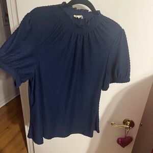 😻 2X Navy Dot Texture Short Sleeve Blouse